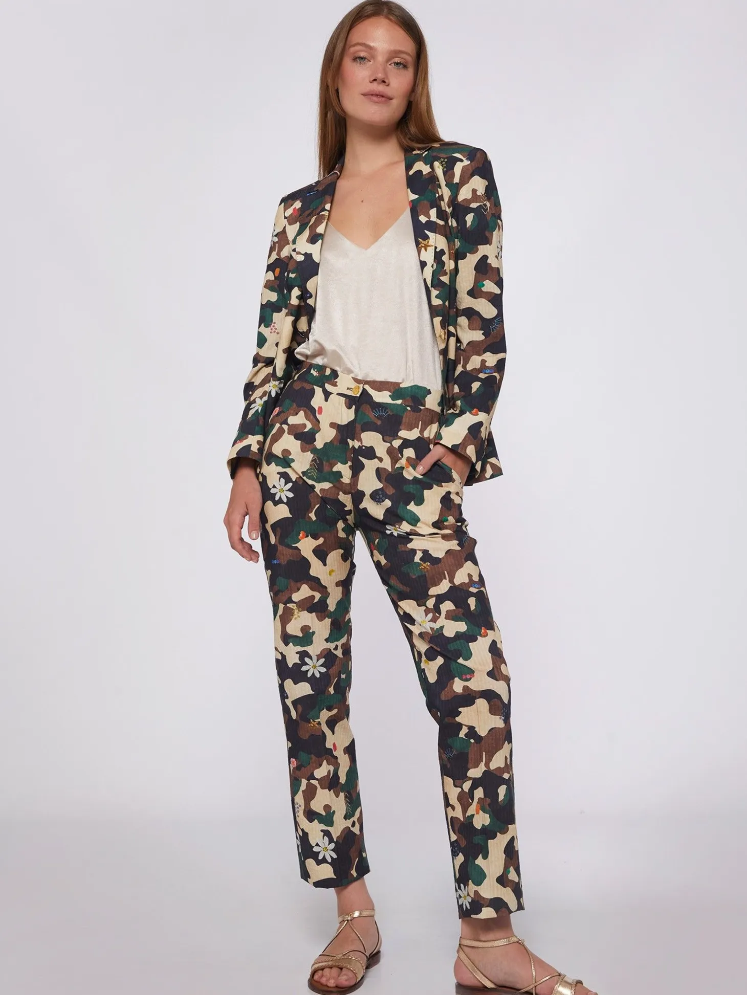 Vilagallo Pantalon Tiffany Camouflage Embroidery Print Store